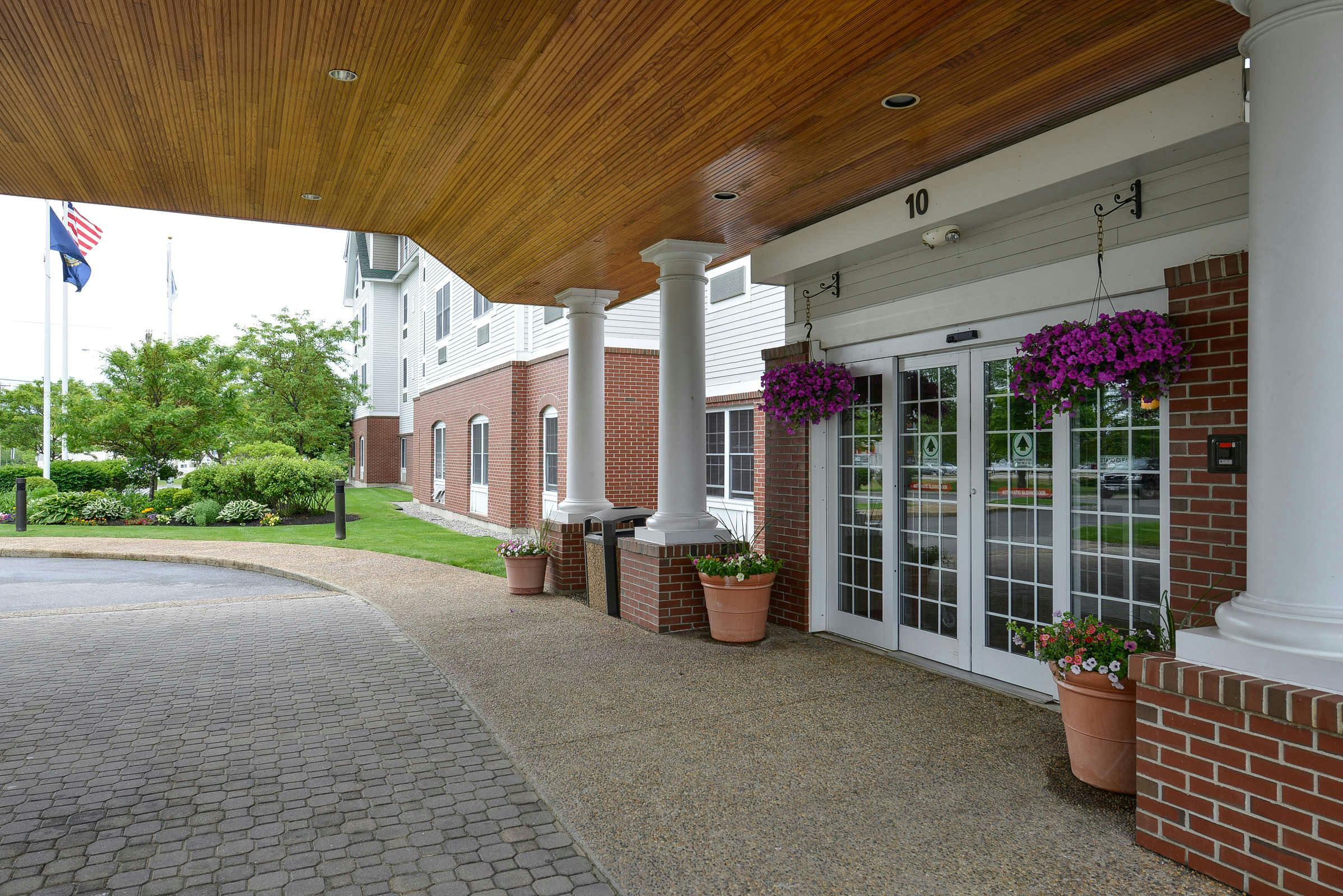 Comfort Inn and Suites Dover-Portsmouth